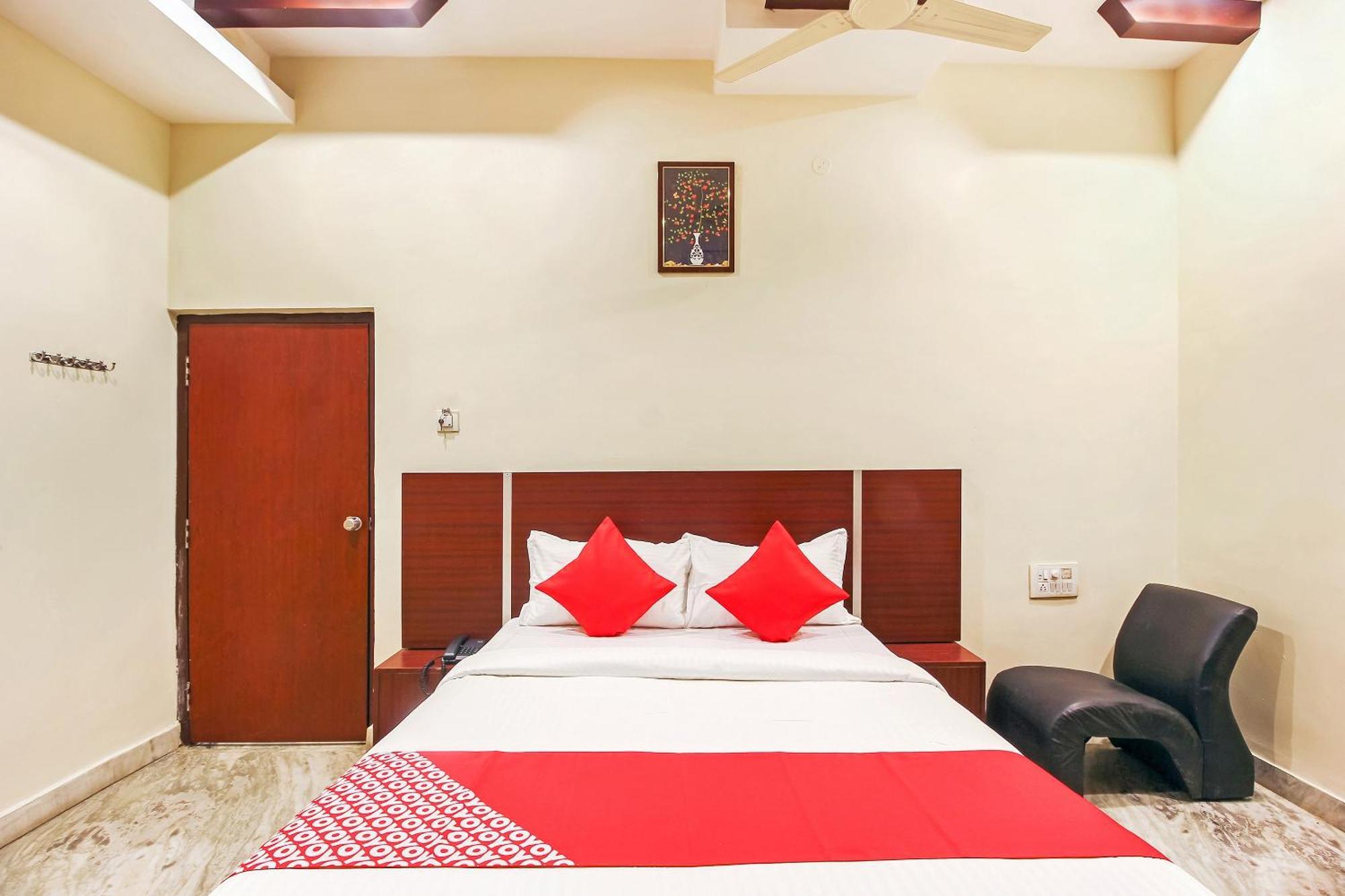Hotel O Pearl City Hyderabad Exterior foto